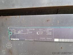 Volvo EC 220 EL (New Undercarriage)