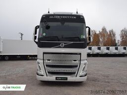 VOLVO FH 460 Globetrotter XL i-Save SideSkirts