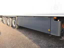 Schmitz Cargobull SKO 24 Doppelstock Thermo King SLXi 300