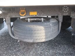 Schmitz Cargobull SKO 24 Doppelstock Thermo King SLXi 300