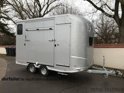 Steinsberger Anka 2 Pferdeanhänger mit Bett
