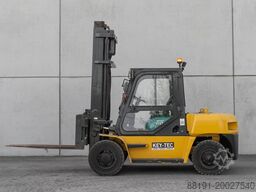 Komatsu FD 80-10