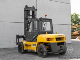 Komatsu FD 80-10