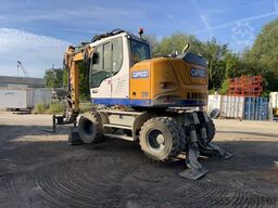Liebherr A913 Compact Litronic