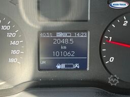 Mercedes-Benz Sprinter 317 CDI RWD