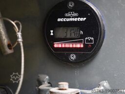 Holland Lift Ecostar HL-7814 Electric, 10m Working Height, 450k