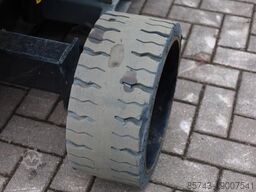 Holland Lift Ecostar HL-7814 Electric, 10m Working Height, 450k