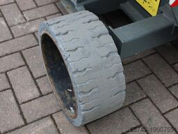 Holland Lift Ecostar HL-7814 Electric, 10m Working Height, 450k