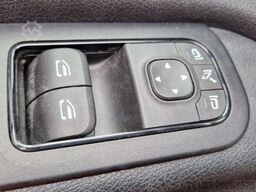 MERCEDES-BENZ Sprinter 517 Heckniederflur Vorlauffahrzeug