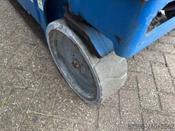 Haulotte Compact 14 Hoogwerker Schaarhoogwerker