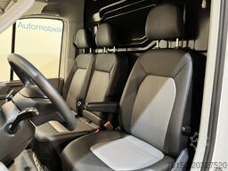 Volkswagen Crafter 35 2.0 TDI L3H3 140 PK Automaat / Euro ...