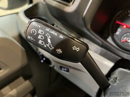 Volkswagen Crafter 35 2.0 TDI L3H3 140 PK Automaat / Euro ...