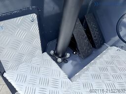 COMBILIFT CBE2500 TRIPLEX 5500 FORK POSITIONER