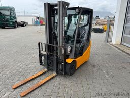 Jungheinrich EFG 215 / Triplex: 4.25m! / SS / nur 3.298h!