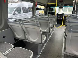 MERCEDES-BENZ eSprinter Linienbus Rollstuhl 15+10 Niederflur