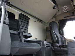 Mercedes-Benz Actros 2548 Koffer Retarder Schlafkab Kühlbox