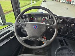 SCANIA P250