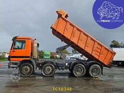 Mercedes-Benz Actros 3235
