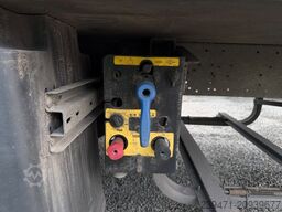 SCHMITZ CARGOBULL SKO 24/L - 13.4 Carrier Vector 1350 Lift