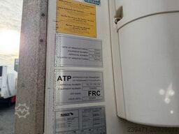 SCHMITZ CARGOBULL SKO 24/L - 13.4 Carrier Vector 1350 Lift