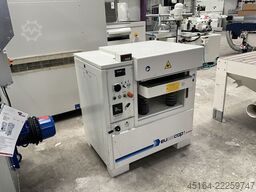 SCM S 520 Nova