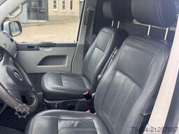 VW Transporter 2.0 TDI L2H3 | 180 pk | 2010 |