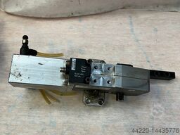 DE-STA-CO 82L-3G-251C8HO