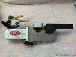 DE-STA-CO 82L-3G-251C8HO