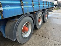 Netam-Fruehauf ONCR 39-327A / Tautliner / BPW + Drum / Hard-Wo...