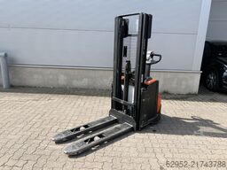 Toyota SWE 120