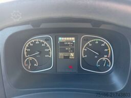 MERCEDES-BENZ ATEGO 818 L Koffer 6 m LBW 1 T*Luft HA*2 X AHK