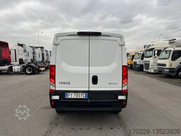 Iveco DAILY 35S12