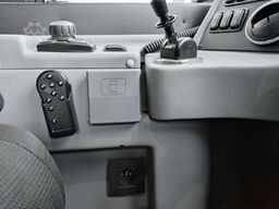 VAN HOOL TDX27 Astromega | 91+1+1 Sitze