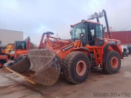Doosan DL300-5