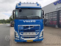 Volvo FH 500 GLOBETROTTER 6X2 I-SAVE GESTUURDE VOORLO...