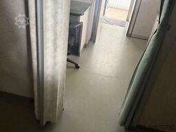 Renault Midlum 220 MEDISCHE VRACHTWAGEN /CAMION MEDICAL...