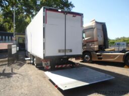 DAF CF 400/6x2/ Tiefkühler Lamberet