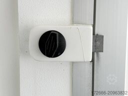 Blyss F2030HTD | RAMPE | SEITENTÜR 305X150X180CM 2000KG KOFFERANHÄNGER