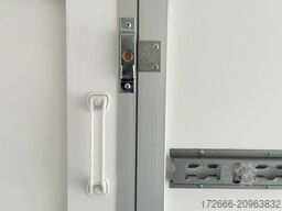 Blyss F2030HTD | RAMPE | SEITENTÜR 305X150X180CM 2000KG KOFFERANHÄNGER