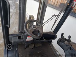 Linde H 25 Diesel Triplex Doppelzusatzhydrauli