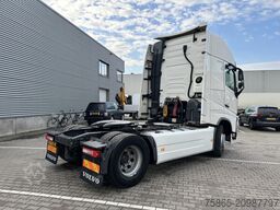 Volvo FH 460 Globetrotter XL / 890 dkm / VEB+ / Stand...