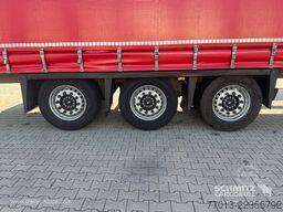 Schmitz Cargobull Curtainsider Mega