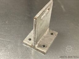 Anschraubplatte: 100 x 120 x 10 mm/ Anschraubflansch: 120 x 140 x 10 mm