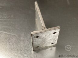 Anschraubplatte: 100 x 120 x 10 mm/ Anschraubflansch: 120 x 140 x 10 mm