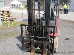 Manitou ME 425 C 2,5 t Elektro