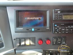 VAN HOOL T917 Acron, 63 Sitze