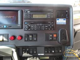 VAN HOOL T917 Acron, 63 Sitze