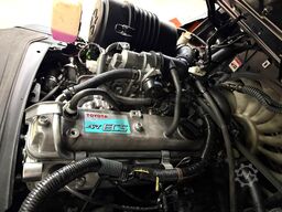 Toyota 11027 - 06-8FG20F