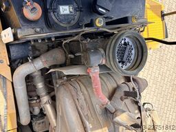 CATERPILLAR 950M Radlader mit Schaufel 2.062 BTH