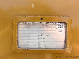 CATERPILLAR 950M Radlader mit Schaufel 2.062 BTH